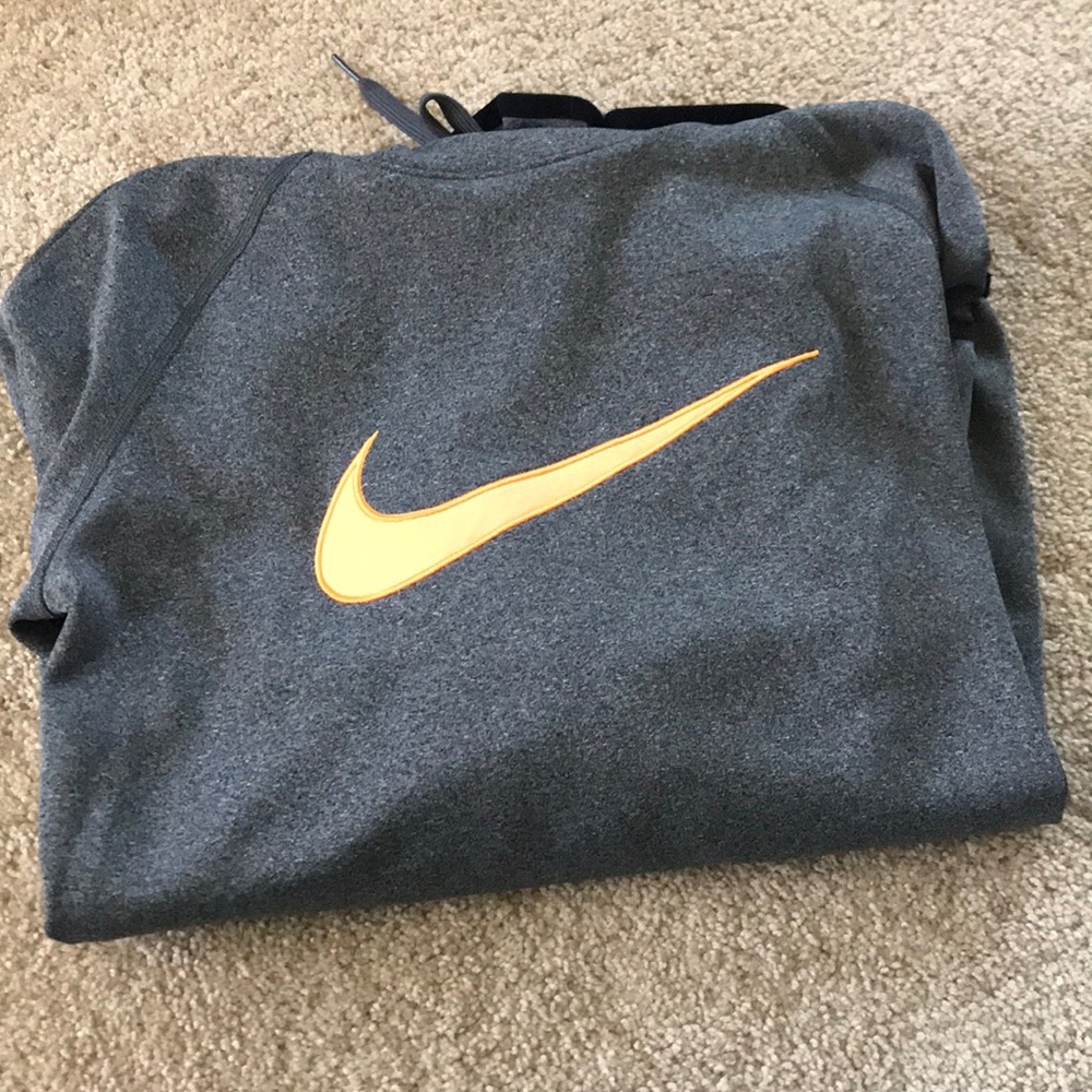 Nike sweatshirt